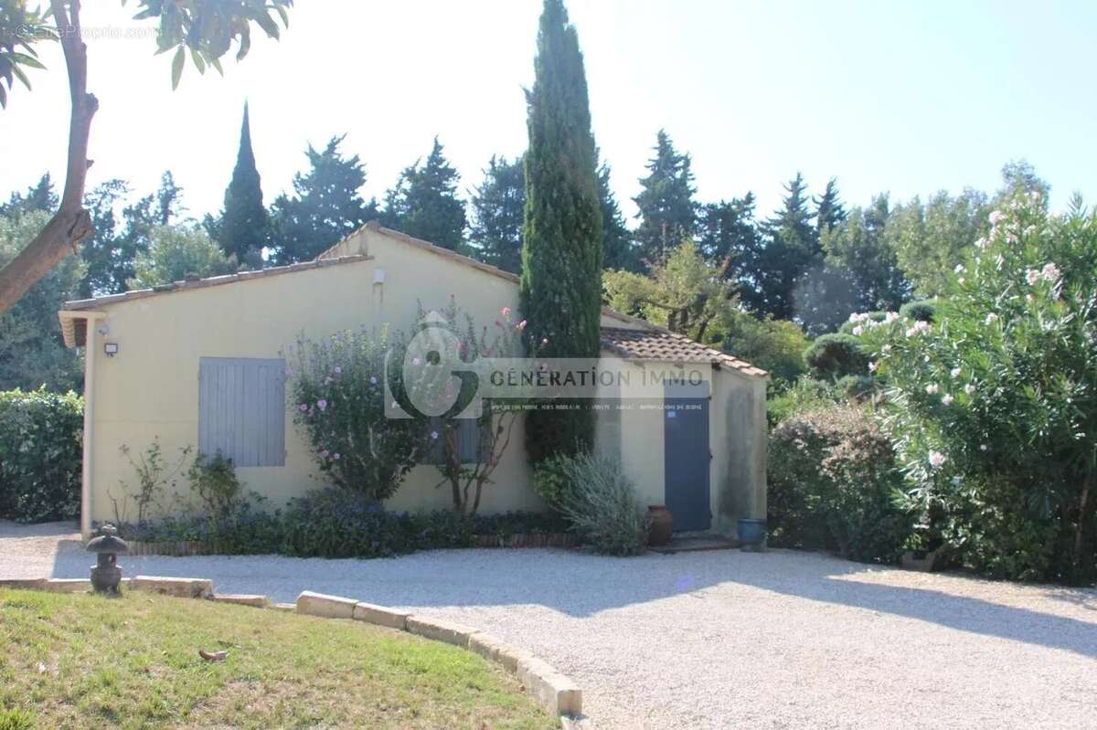 Fontvieille - maison familiale en campagne avec jardin paysagé et piscine - photo 25