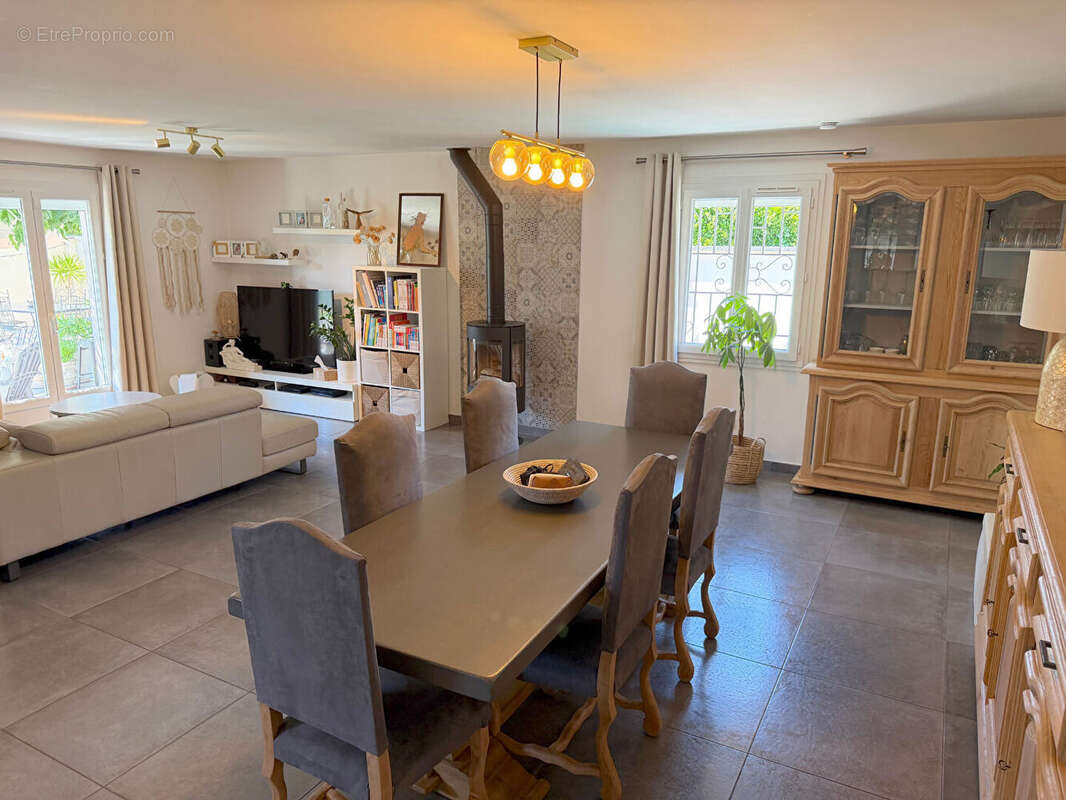 Villa althen les paluds de 107m² avec piscine sur terrain de 360m² - photo 4