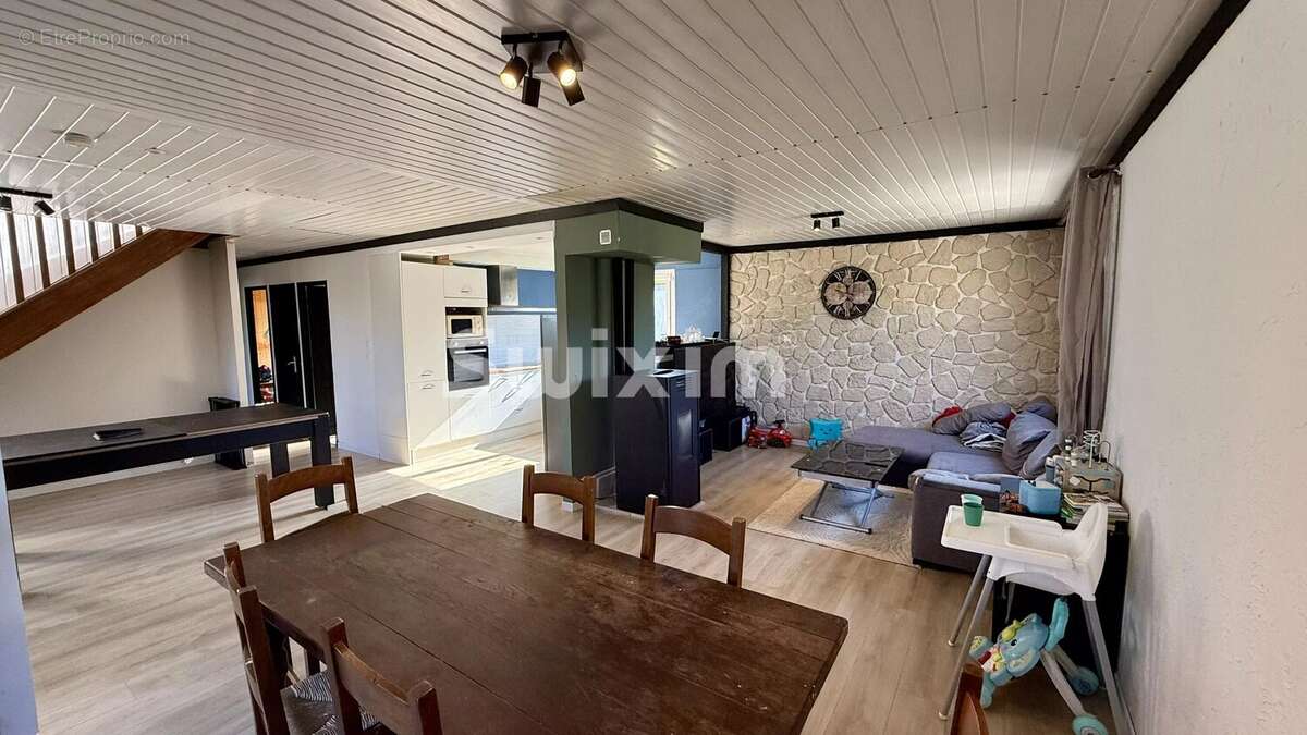 Maison à CHAPOIS