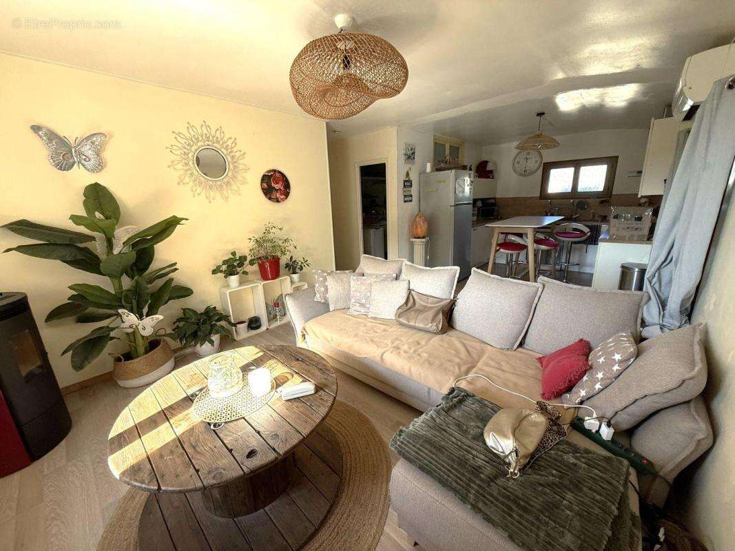 Maison à AIGUES-VIVES