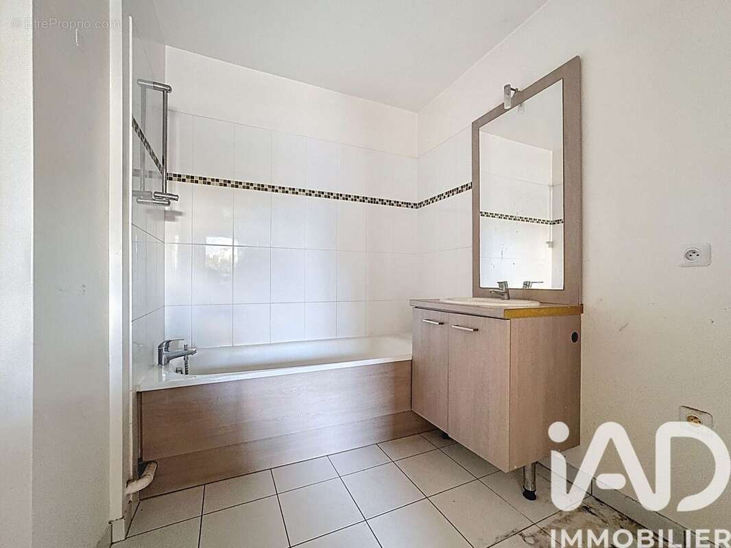 Photo 8 - Appartement à LE BLANC-MESNIL
