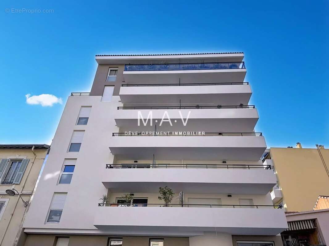 Nice/proche port – appartement duplex 3 pièces, dernier étage, état neuf, 2 terrasses au calme - photo 26