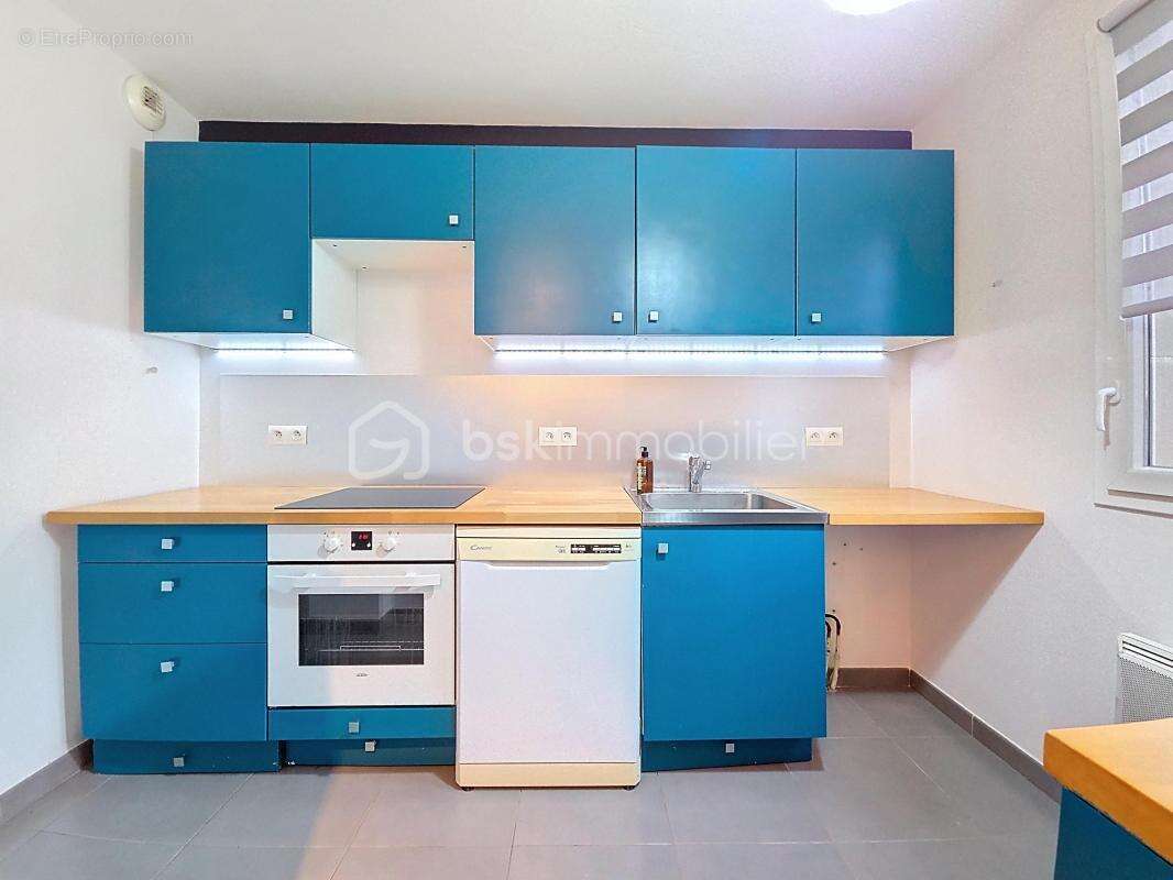 Maison à MAGNY-LE-HONGRE