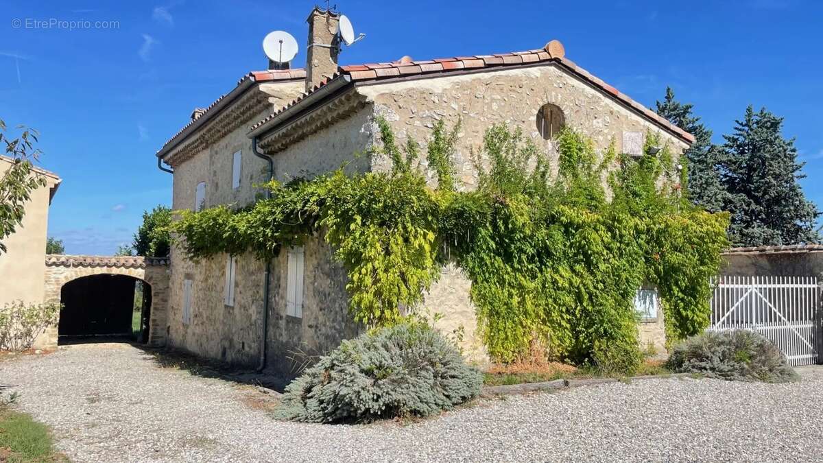 Maison à GRANE