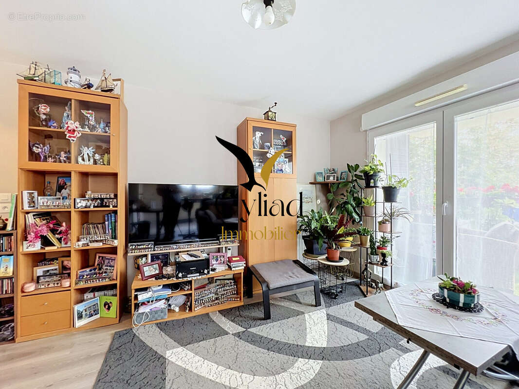 Appartement 64 m² à Saint-Meloir-Des-Ondes  - photo 6