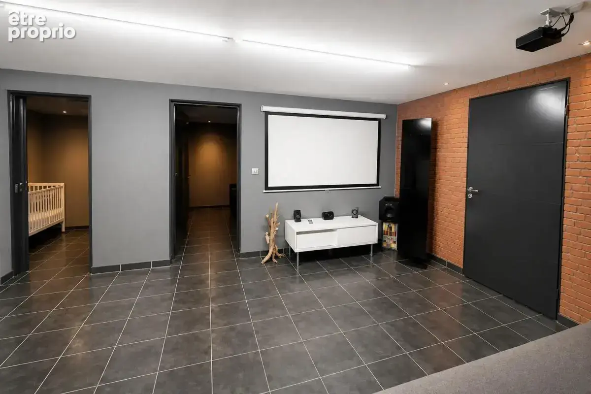 Maison de 5 pièces, jardin et parkings + appartement T3 à Cahors - photo 9