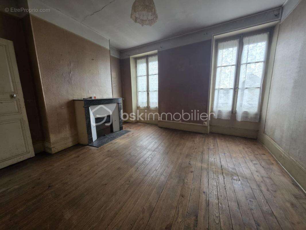 Maison à CHATEAU-LANDON