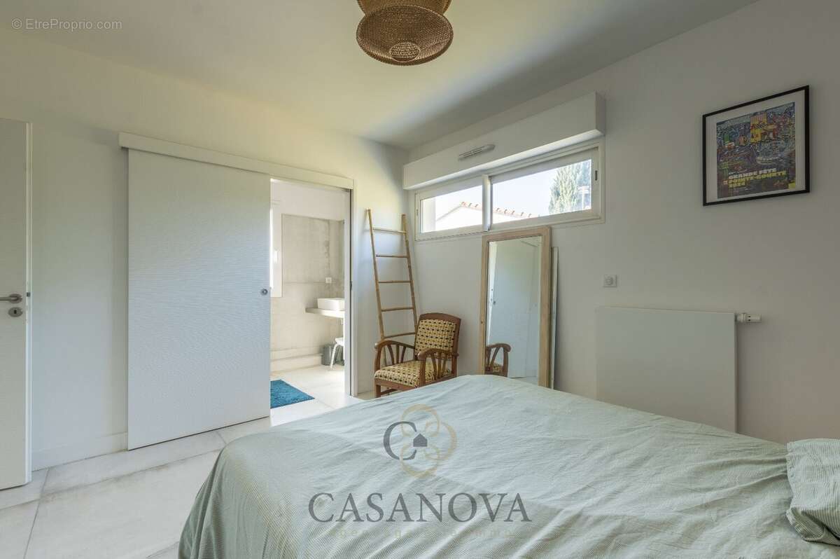 Appartement à CASTELNAU-LE-LEZ