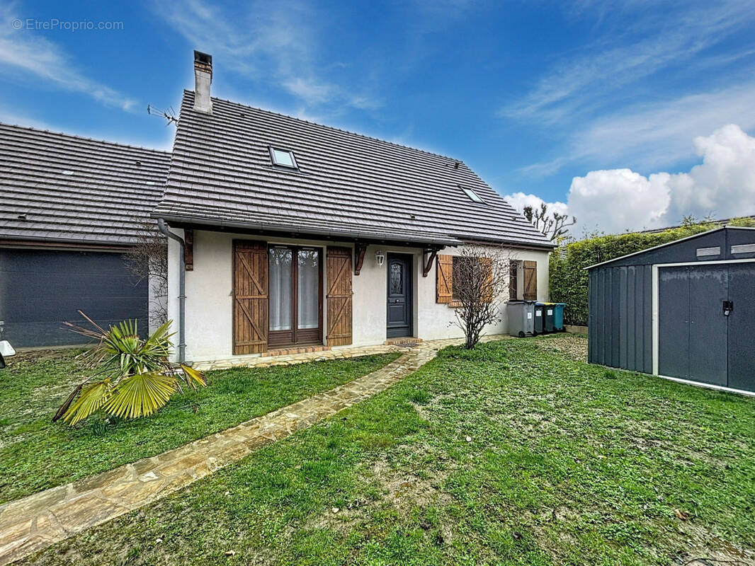 Maison à CHARS