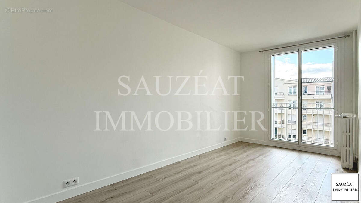 Appartement à MONTROUGE