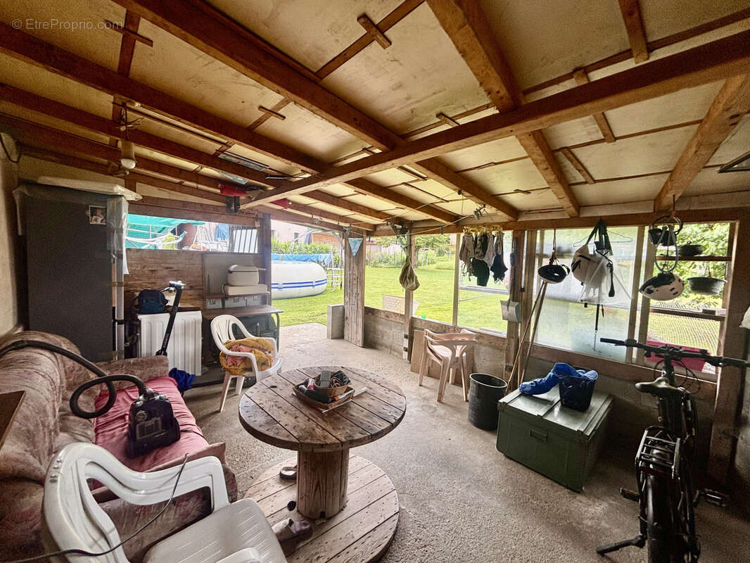 Cognin   Maison à rénover sur 1 049 m2 de terrain avec combles aménageables ! - photo 10