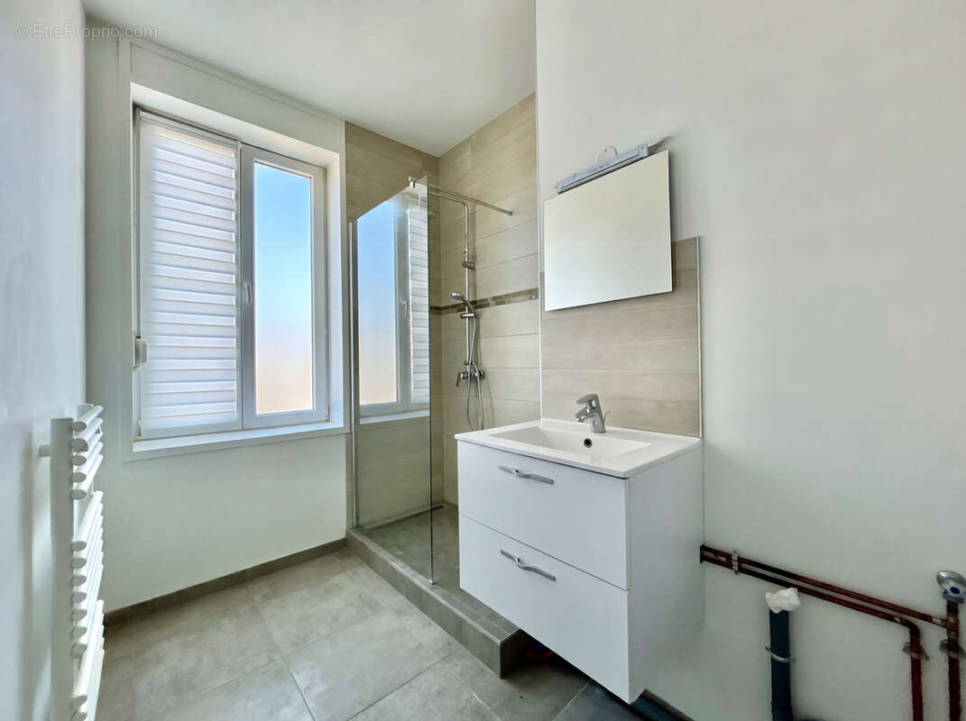 Appartement à CAMPHIN-EN-CAREMBAULT