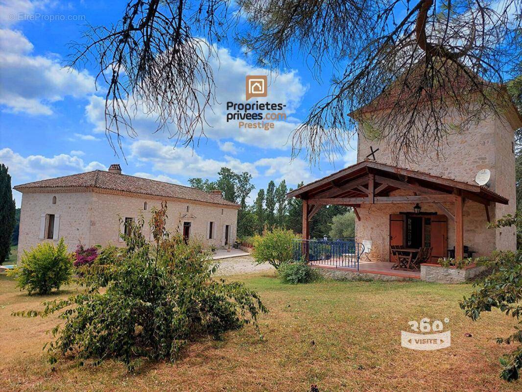 Maison à LAROQUE-TIMBAUT