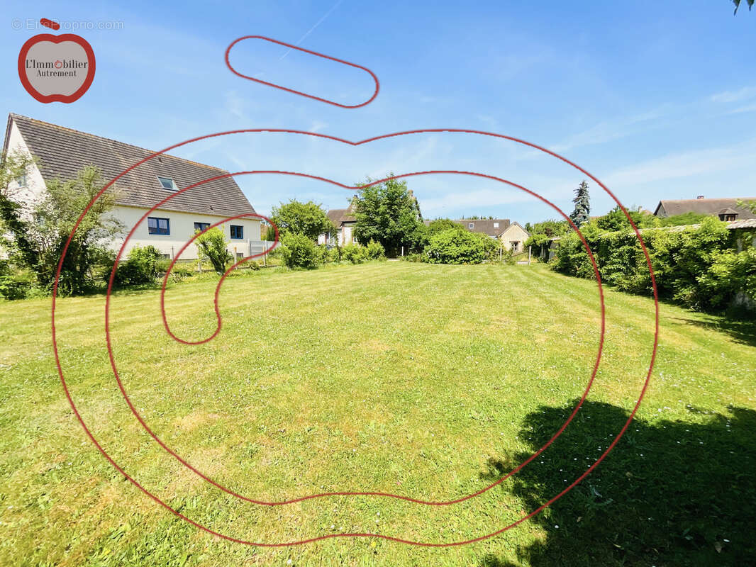 Terrain à VERNEUIL-SUR-AVRE