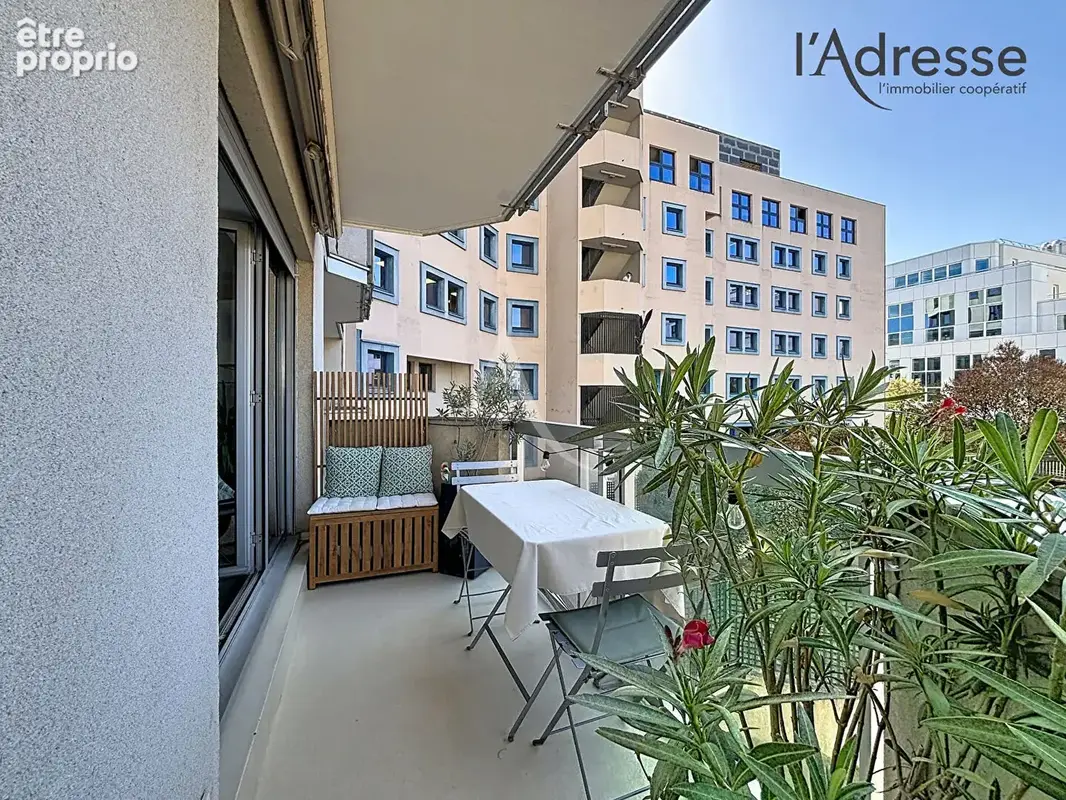 3 pièces de 67 m² - Cave - Parking en sus - photo 2