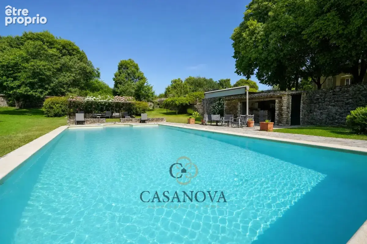Propriété de caractère du XVIIe siècle avec piscine - photo 27