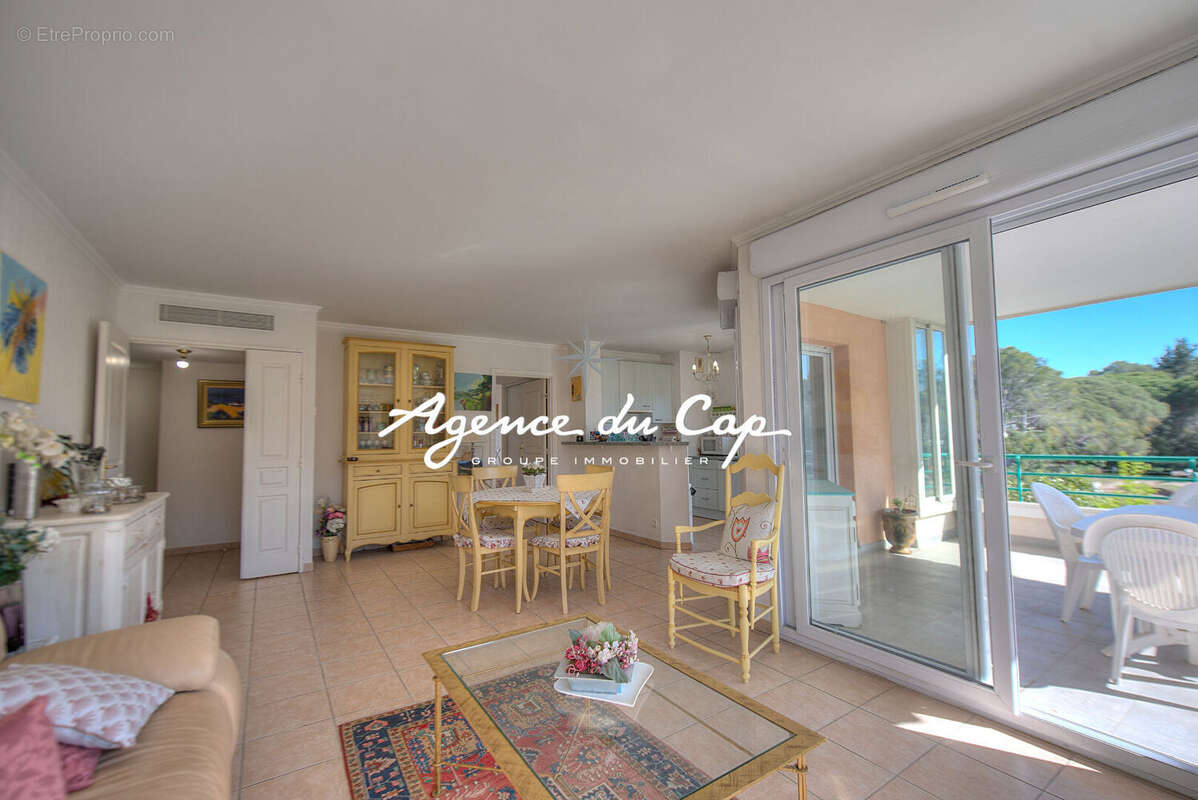 Appartement à SAINT-RAPHAEL