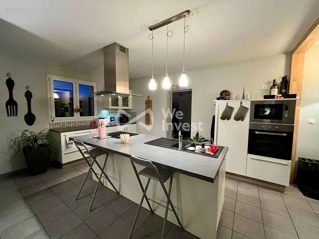 Maison à LA POMMERAIE-SUR-SEVRE