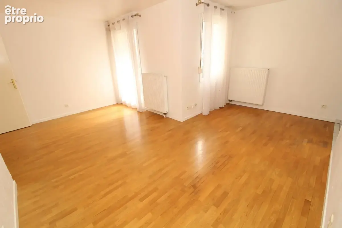 Photo Appartement à Guyancourt au prix de 247 000€