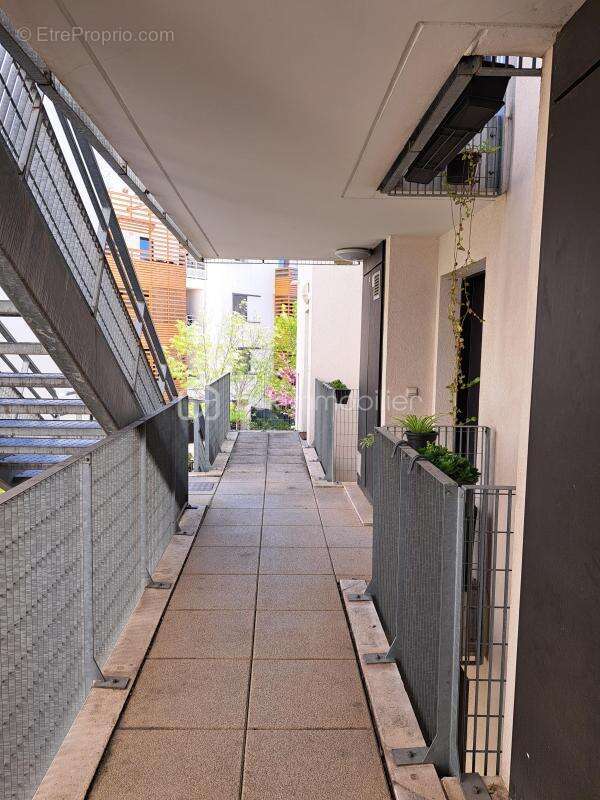 Appartement à SAINT-JEAN-DE-VEDAS