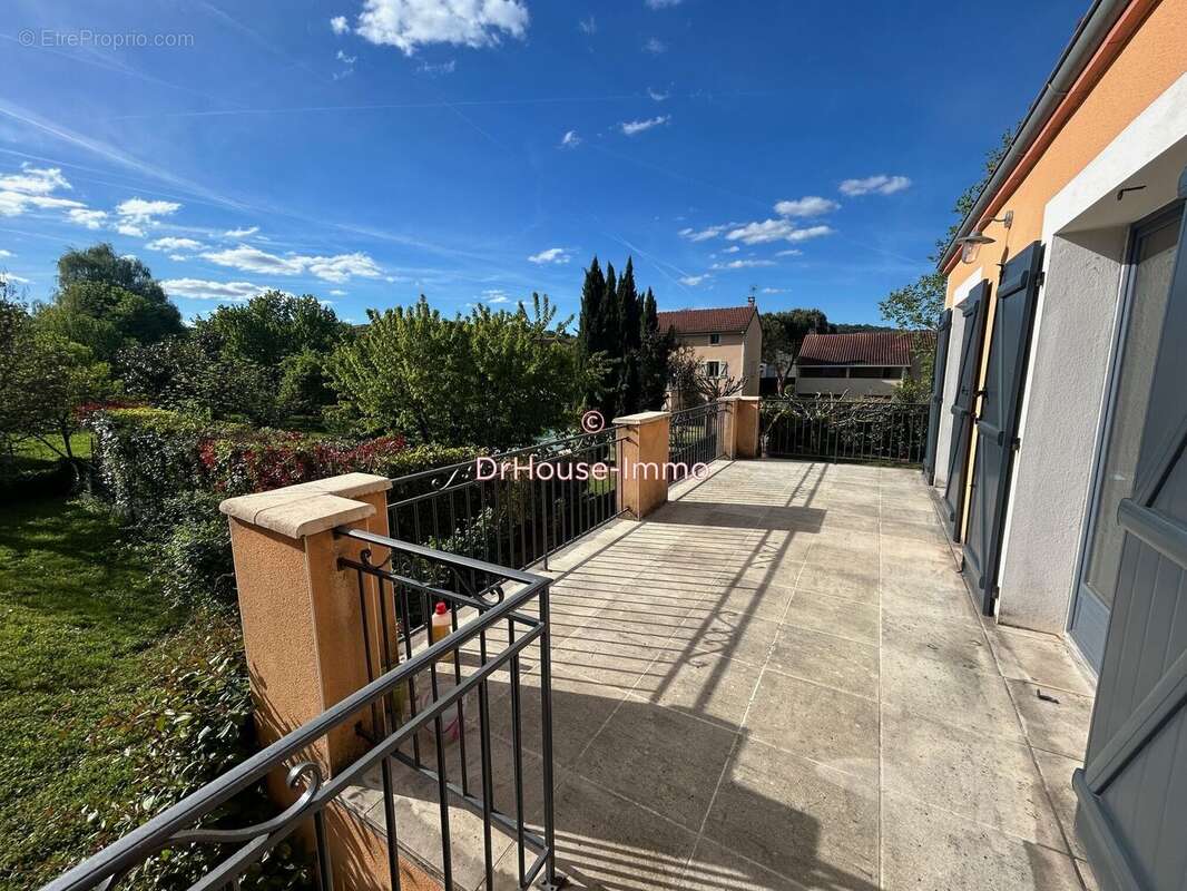 Maison à CAHORS