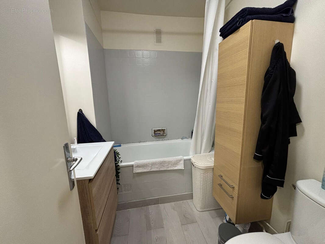 Appartement à SAINT-MAUR-DES-FOSSES