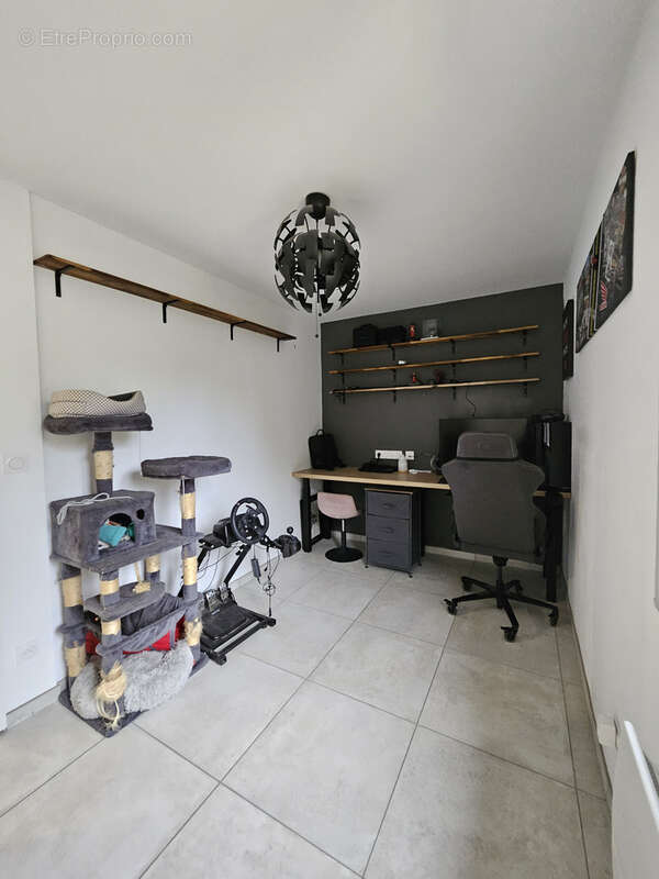 Maison à HALLOY-LES-PERNOIS