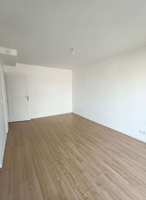 Appartement Vaires Sur Marne 2 pièce(s) 43 m2 - photo 2