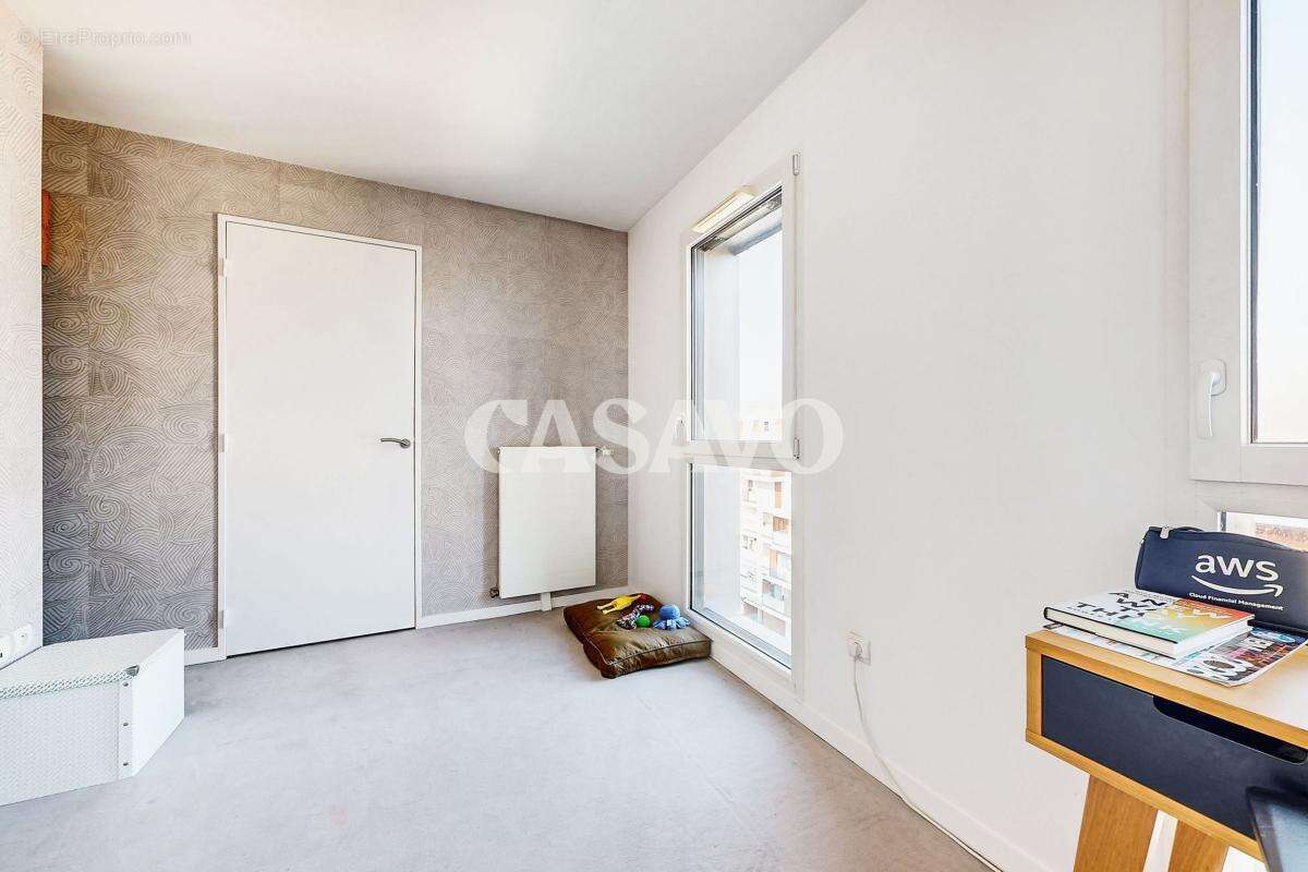 Appartement à COLOMBES