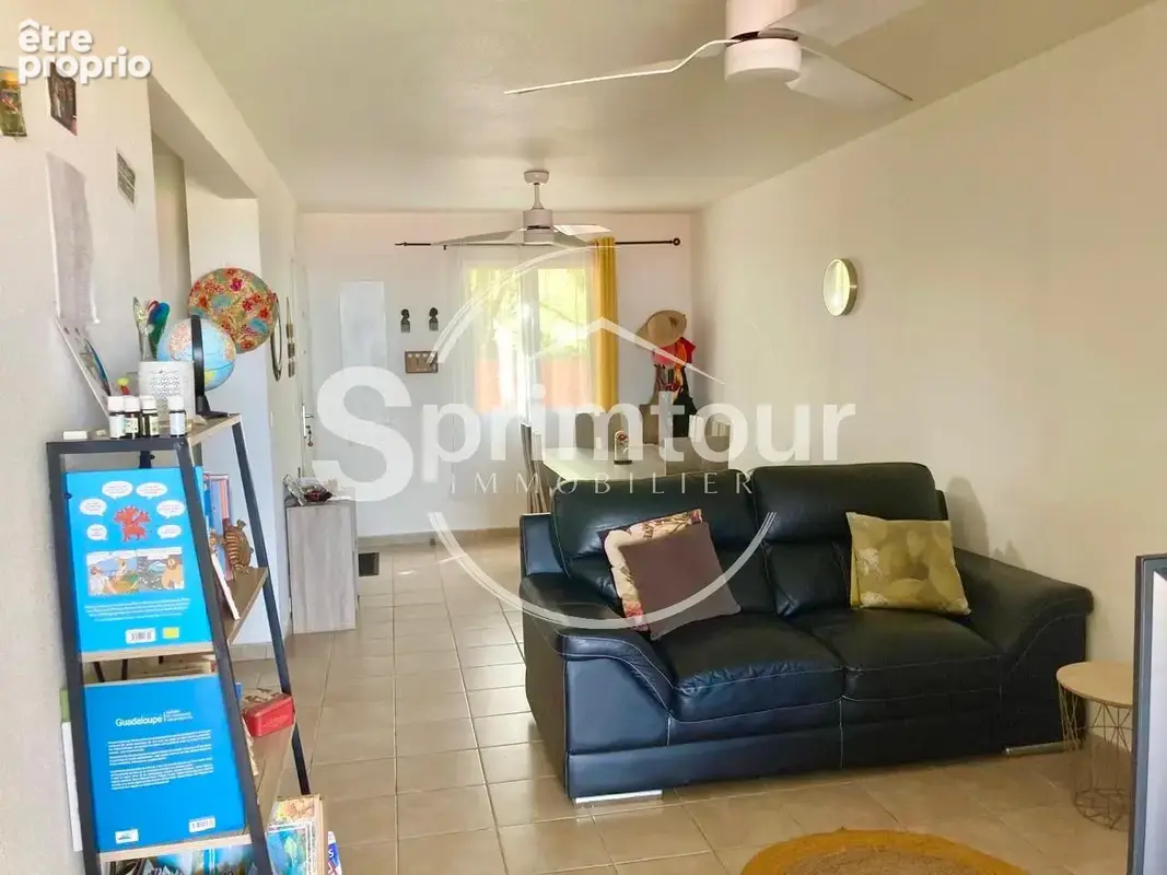 À vendre Gourbeyre - Appartement T4 Duplex - Résidence Les Sources de Dolé - photo 3