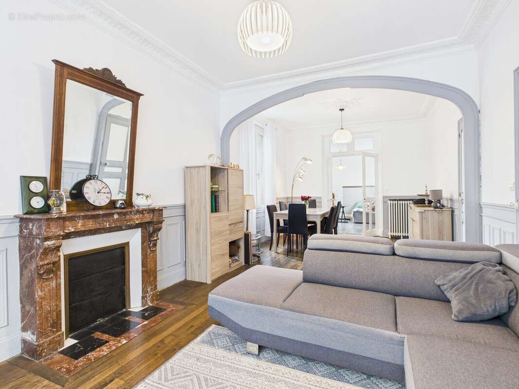 Maison à ROMILLY-SUR-SEINE