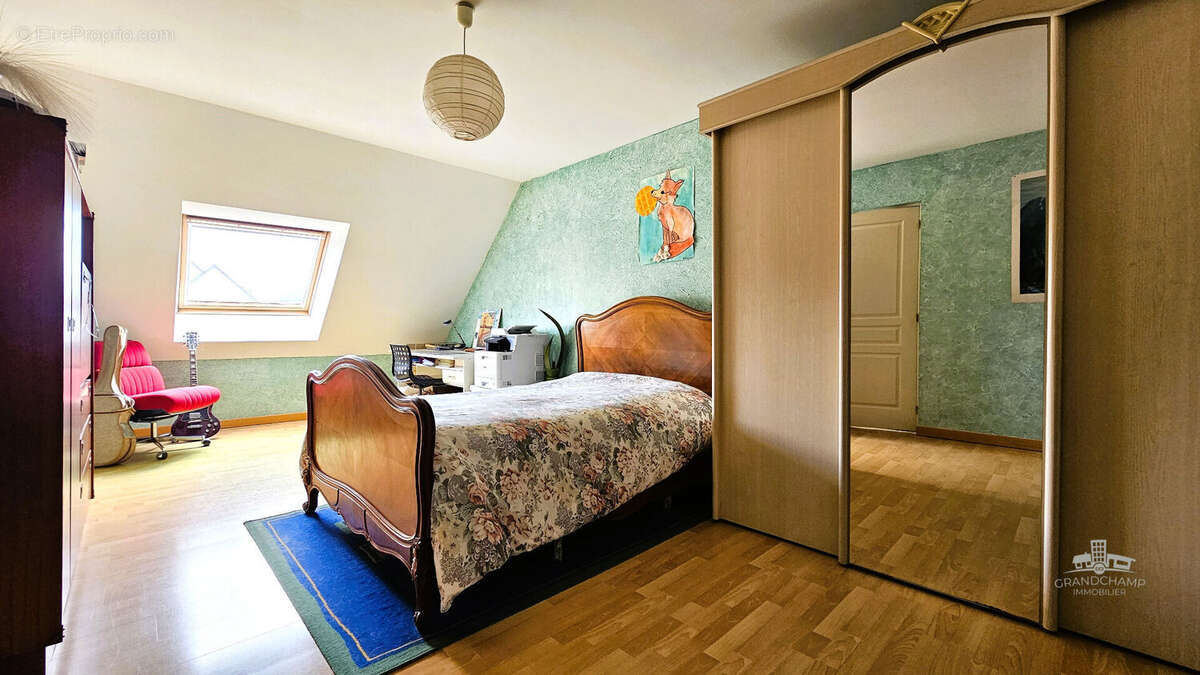 Maison à GRANDCHAMPS-DES-FONTAINES