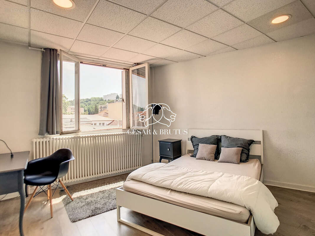 Appartement à LYON-9E