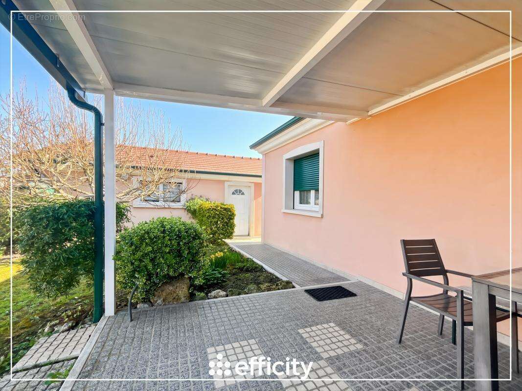 Maison à ROISSY-EN-BRIE