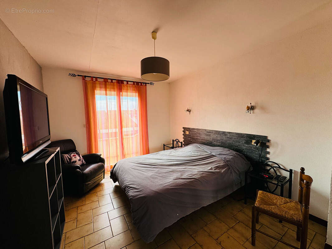 Maison à LIGNAN-SUR-ORB