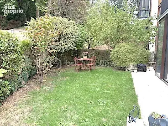 Appartement de standing en rez de jardin dans une résidence arborée avec piscine et gardien - photo 10