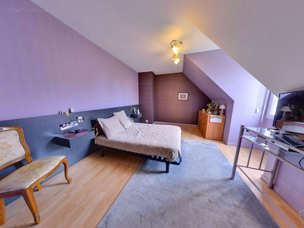 Maison à PRESLES-EN-BRIE