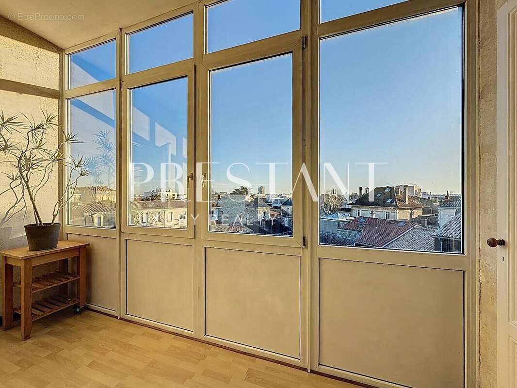 Appartement à BORDEAUX