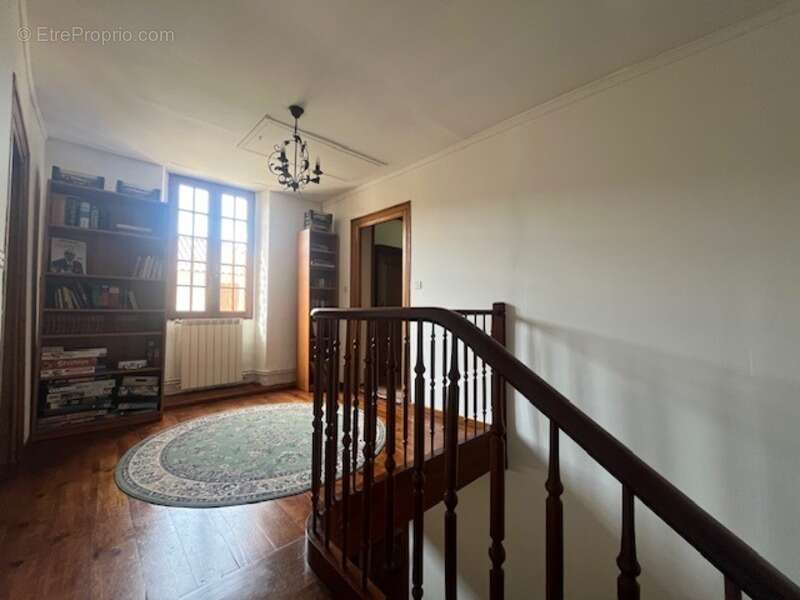 PLAISANCE (32): SANS TRAVAUX, MAISON XVIIIs restaurée avec élégance SUR 240M2 habitables, 6600m2 de jardin,géothermie,  puits, g - photo 38