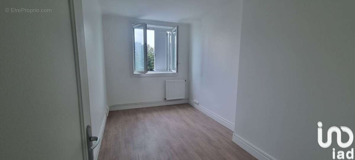 Photo 6 - Appartement à VILLIERS-LE-BEL