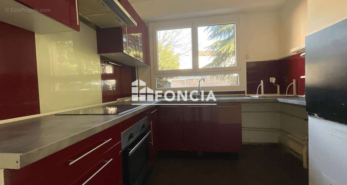 Appartement à CORBEIL-ESSONNES