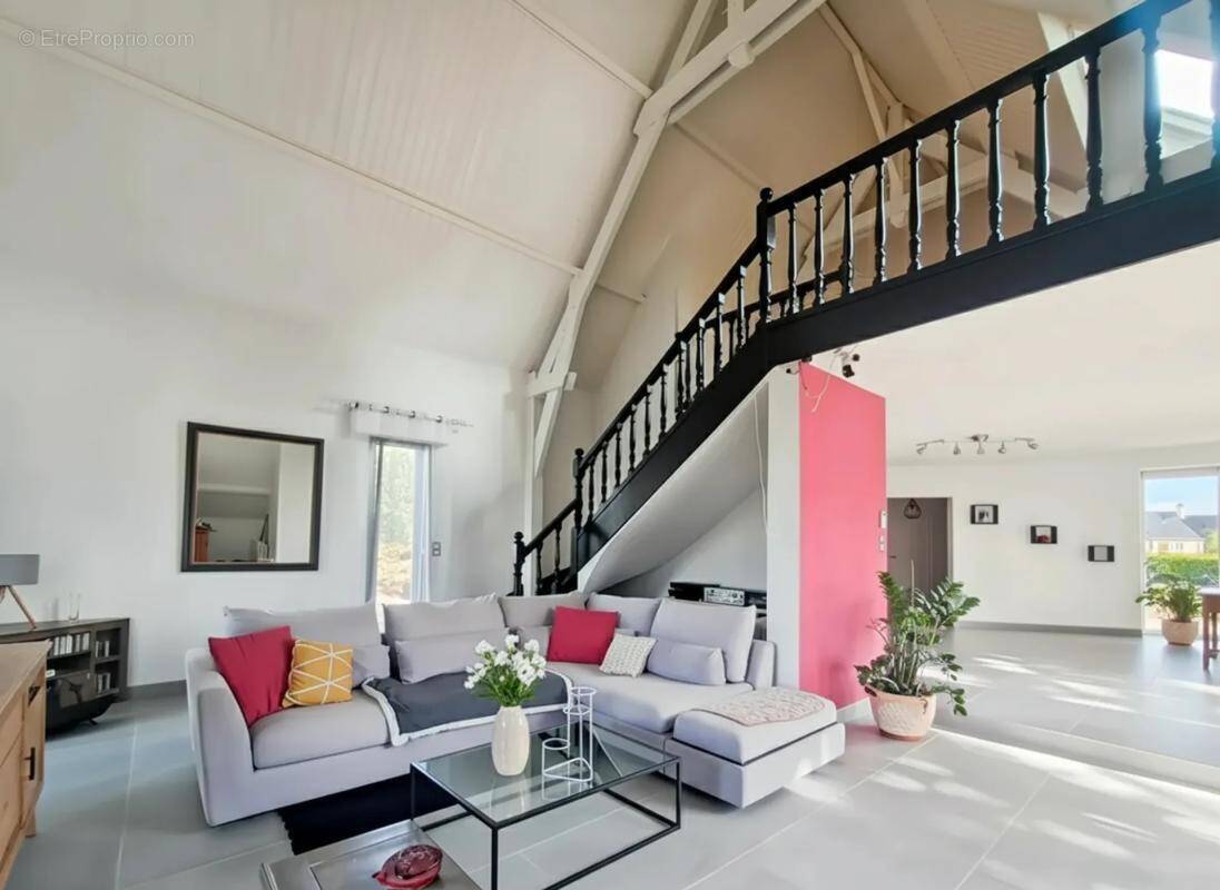 Maison à SAINT-LYPHARD