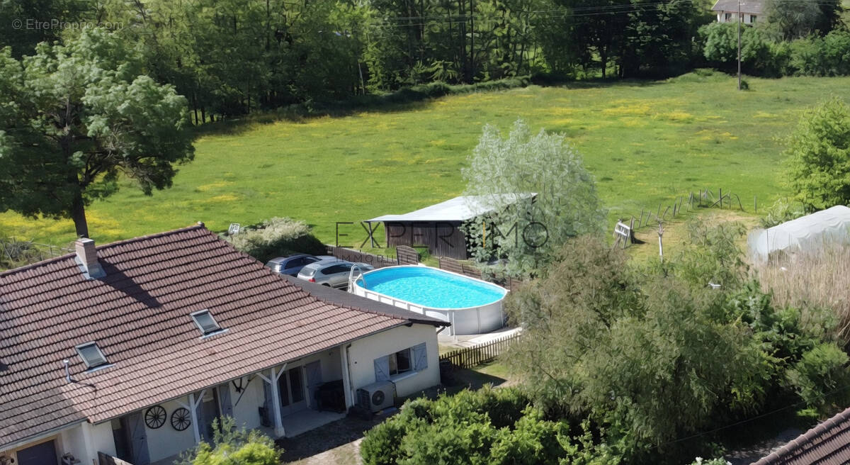 Maison à BANTANGES