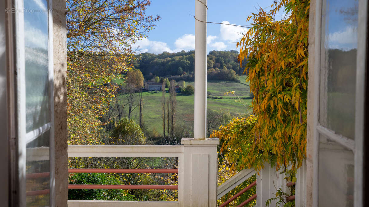 Maison à BAGAT-EN-QUERCY