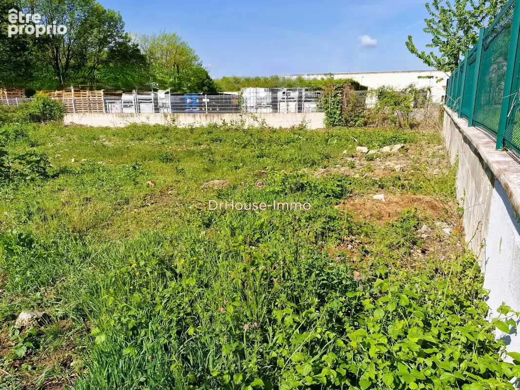 Terrain 1 063 m² à vendre à Saint-Clair-De-La-Tour (38110) - photo 17
