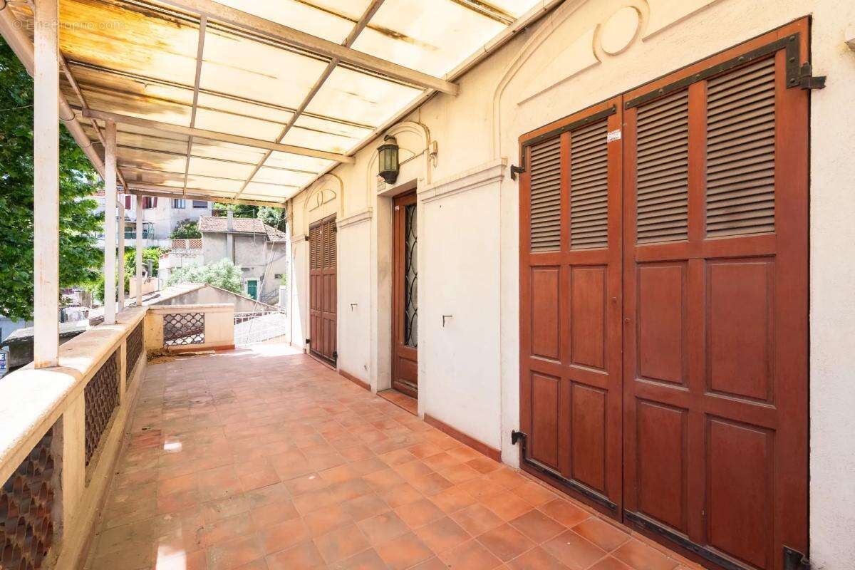 Appartement à MARSEILLE-16E