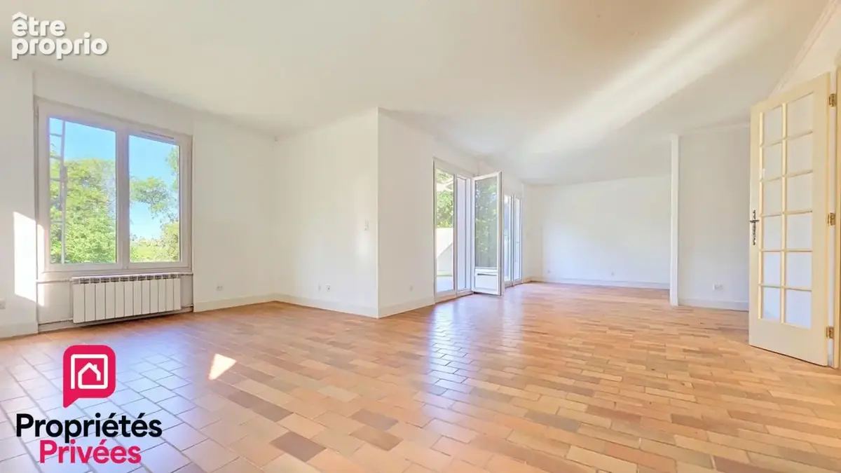 Maison Etaules 6 pièce(s) 161 m2 Terrain de 1945m2 + Piscine - photo 3
