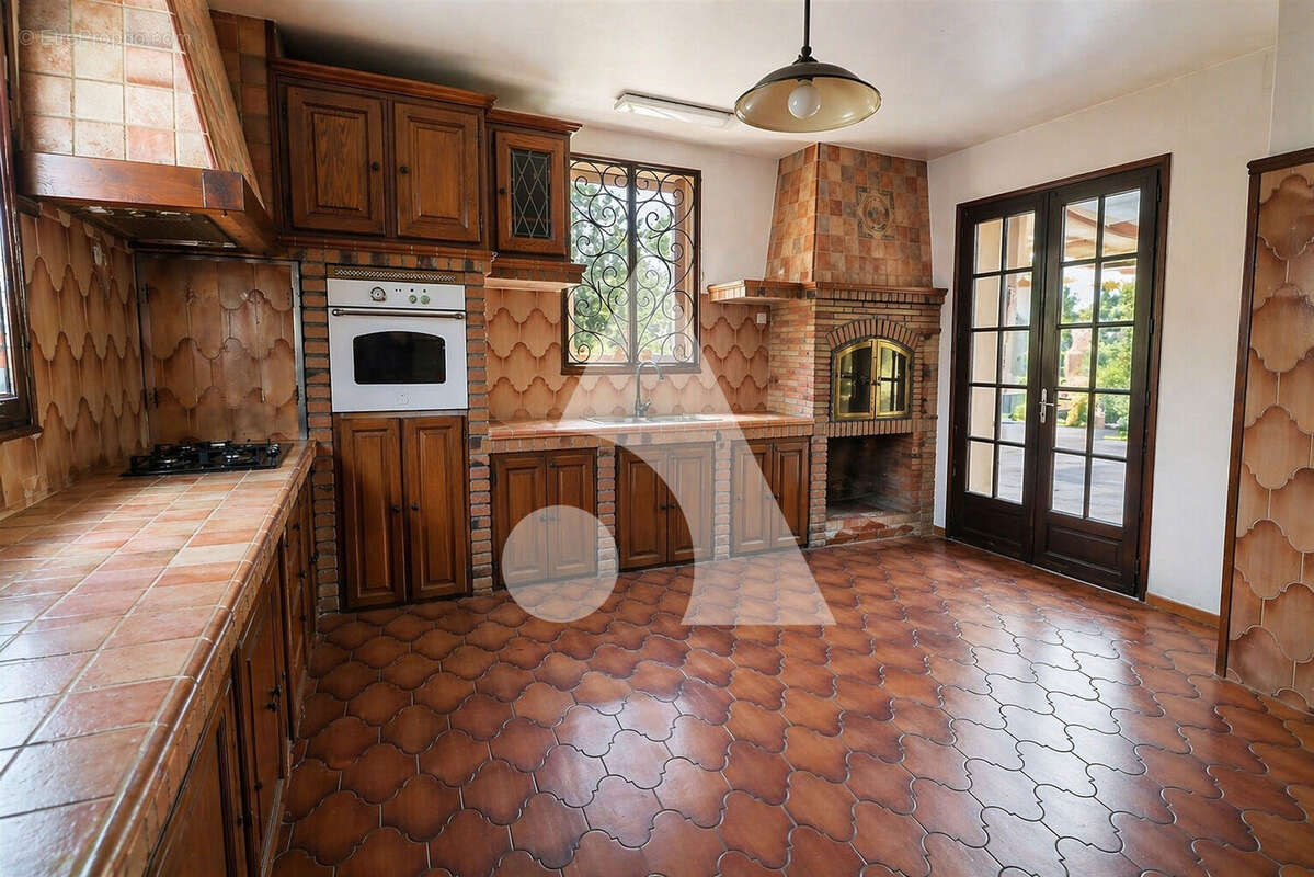 Maison à MERY-SUR-OISE