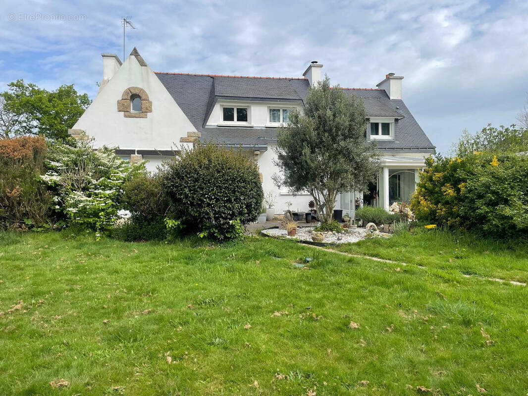 Maison à QUIMPERLE
