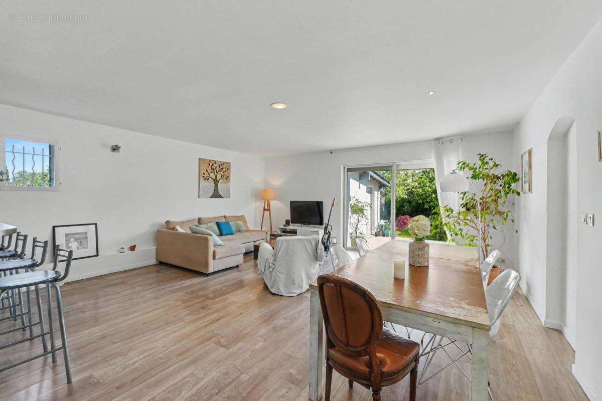 Appartement à CUGNAUX